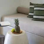 Kyrkos Collection